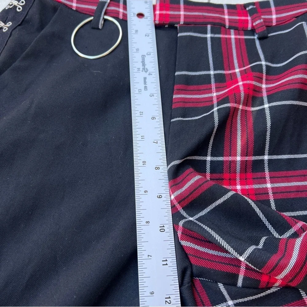 Hot Topic Plaid Pants Women's Small Black & Red Split Leg High Rise Women’s Size - Picture 6 of 8